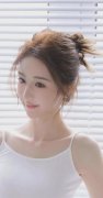 尚金怯正在事发酒店内多友
